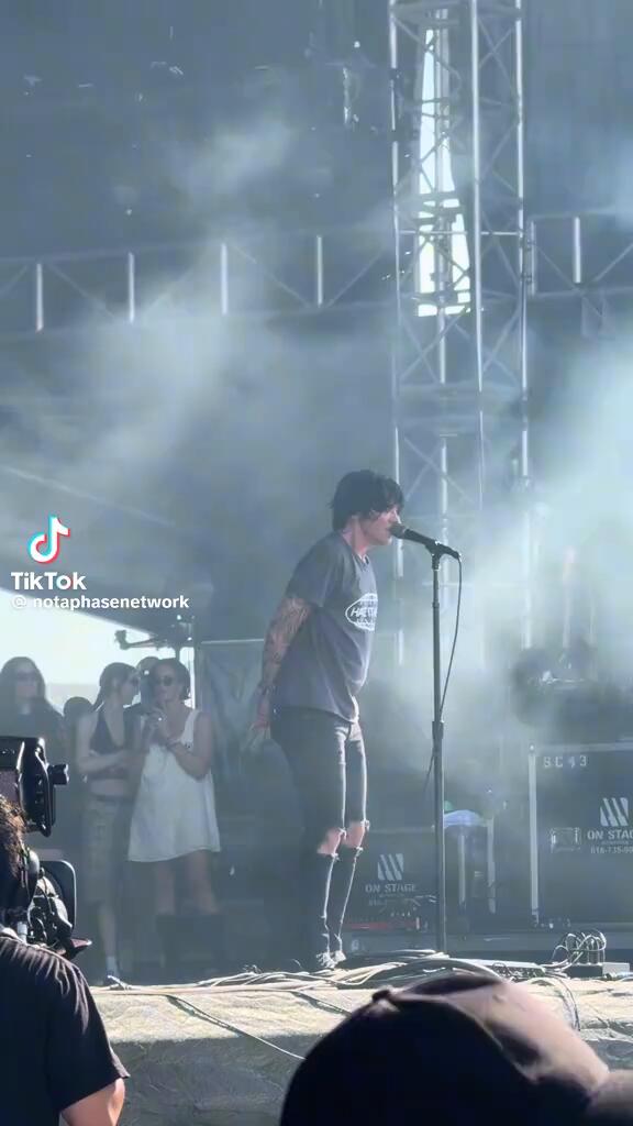 Sleeping with Sirens